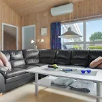 Сasa de vacaciones 4 Bedroom Pet Friendly In Sydals *
