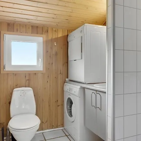 4 Bedroom Pet Friendly In Sydals Holiday home Nedre Lysabild