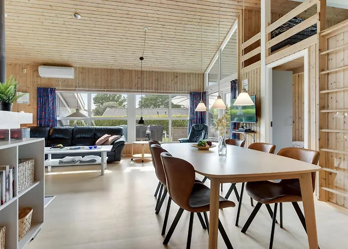 4 Bedroom Pet Friendly In Sydals * Skovbyballe